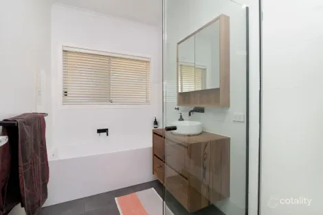 Property photo of 25-27 Speed Street Heathcote VIC 3523