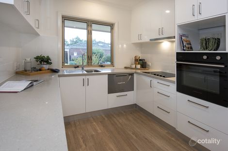 Property photo of 37/8 Pottage Circuit Macleod VIC 3085