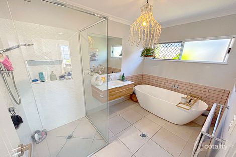 Property photo of 41 Shipmate Drive Trinity Beach QLD 4879