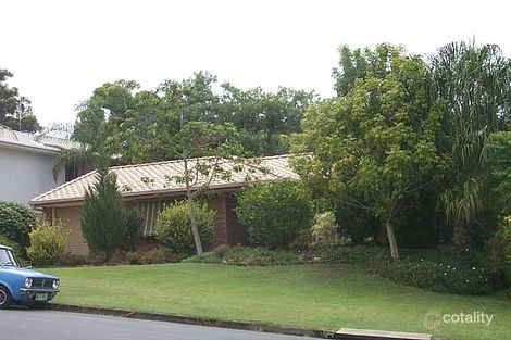 25 Alamau St, Benowa, QLD 4217