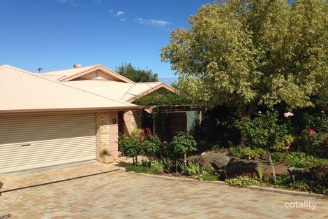 9 Phillip Ct, Hallett Cove, SA 5158