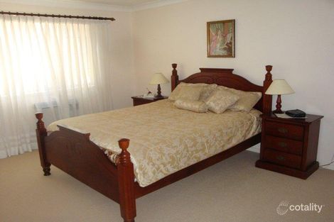 Property photo of 5 Sherritt Place Prairiewood NSW 2176