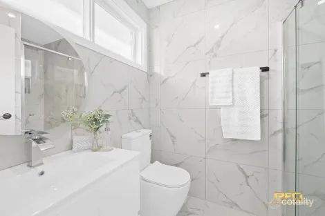 Property photo of 49 Chedgey Drive St Albans VIC 3021