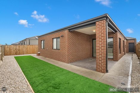 100 Spearmint Bvd, Manor Lakes, VIC 3024