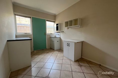 50 Lawless Dr, Cranbourne North, VIC 3977