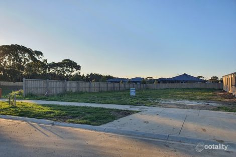 22 Clifton Cres, Cowes, VIC 3922