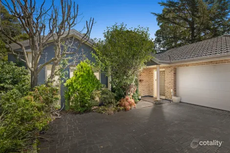 Property photo of 2/17 Cheviot Road Mount Waverley VIC 3149