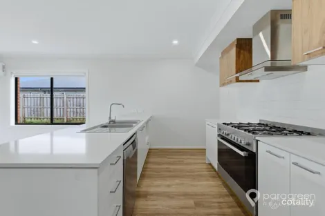 Property photo of 25 Parkside Crescent Foster VIC 3960
