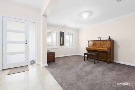 Property photo of 31 Triandra Avenue Romsey VIC 3434