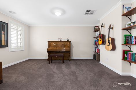 Property photo of 31 Triandra Avenue Romsey VIC 3434