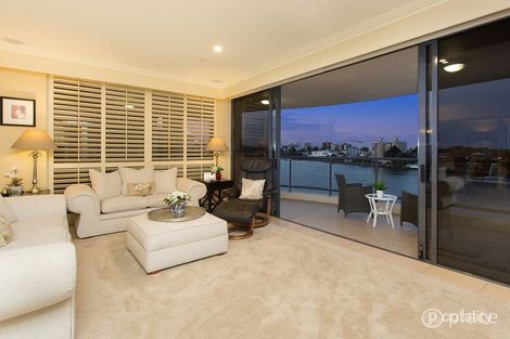Property photo of 6/76 Thorn Street Kangaroo Point QLD 4169