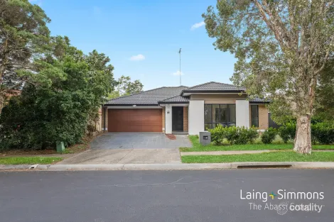 8 Scott St, Ropes Crossing, NSW 2760