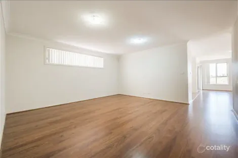 Property photo of 12 Oakhill Crescent Colebee NSW 2761