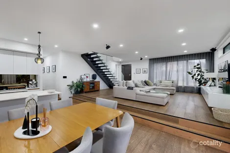 Property photo of 22 Wendora Street Strathmore VIC 3041