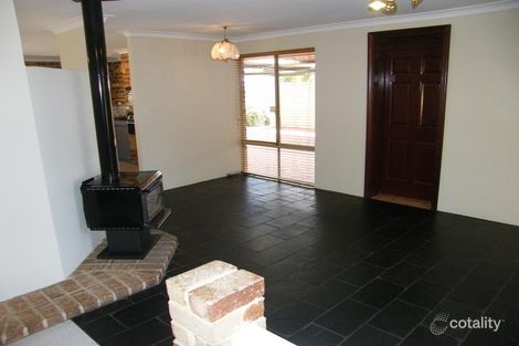 Property photo of 32 Elliot Road Hocking WA 6065