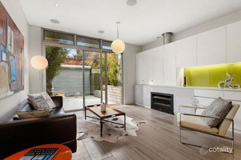 Property photo of 22 Davis Street Carlton North VIC 3054
