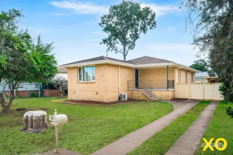 4 Waterhouse Ave, Singleton, NSW 2330