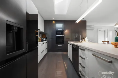 Property photo of 29 Berkshire Parade Penguin TAS 7316