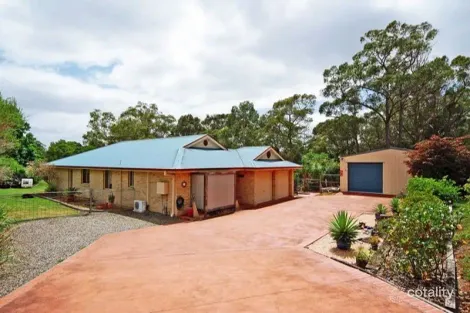 11 Jaycee Ave, Nowra, NSW 2541