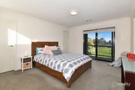 Property photo of 3 Hallifax Walk Epping VIC 3076