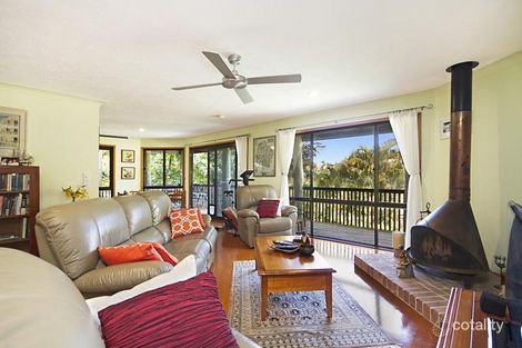 Property photo of 15 Crest Drive Elanora QLD 4221