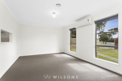 Property photo of 18 Worden Court Whittington VIC 3219