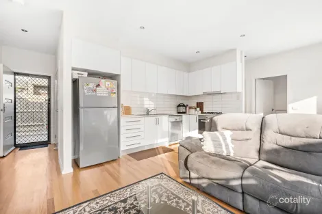 Property photo of 4/3 Rhodes Parade Pascoe Vale VIC 3044