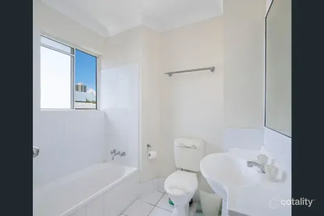 Property photo of 27/37 Peninsular Drive Surfers Paradise QLD 4217