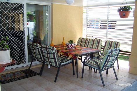 Property photo of 2/32 Burrows Street Biggera Waters QLD 4216