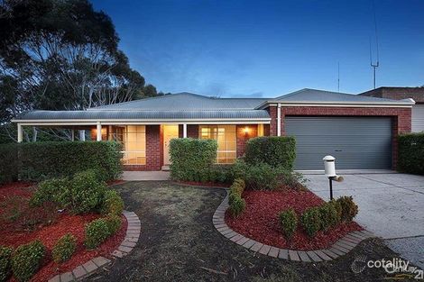 11 Pinewood Cres, Berwick, VIC 3806