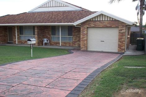Property photo of 2/30 Denton Park Drive Rutherford NSW 2320
