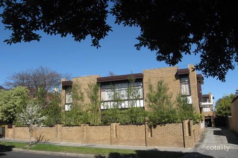 2/2 Melby Ave, St Kilda East, VIC 3183