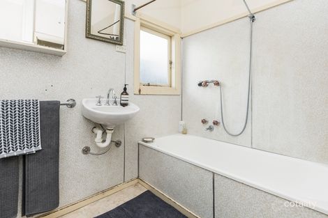 Property photo of 366 Pakington Street Newtown VIC 3220