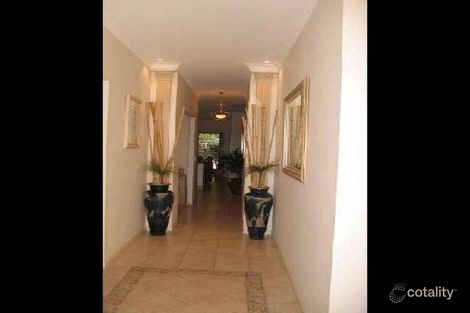 Property photo of 8 Barbara Way Benowa QLD 4217