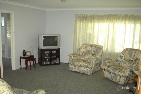 Property photo of 10 Weingartner Avenue Tarro NSW 2322