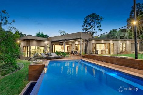 Property photo of 11 Wembley Gardens Donvale VIC 3111