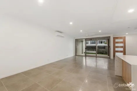 Property photo of 62 Evergreen View Robina QLD 4226
