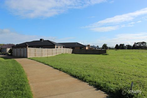 140 Twin Ranges Dr, Warragul, VIC 3820