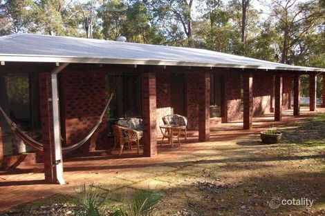 2280 Coolgardie St, Mundaring, WA 6073