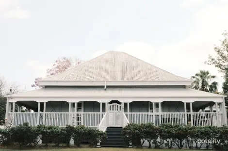 30 Tiger St, Sadliers Crossing, QLD 4305