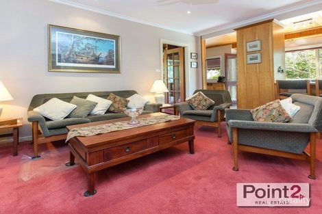 Property photo of 8 Otaria Street Mount Eliza VIC 3930