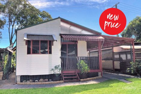 Property photo of 33 The Lakes Way Forster NSW 2428