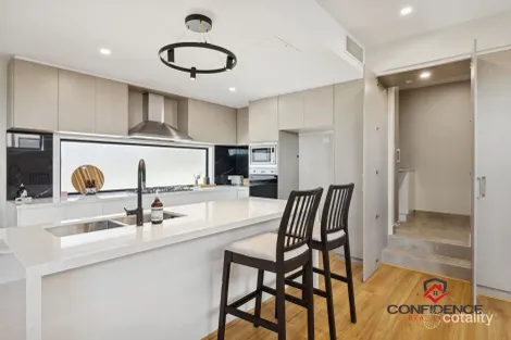 Property photo of 24B Castlereagh Crescent Macquarie ACT 2614