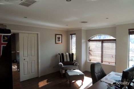 Property photo of 47 Len Howard Drive Erskine WA 6210