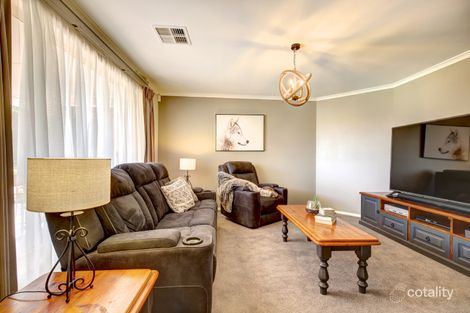 Property photo of 19 Nyrang Circuit Woodcroft SA 5162