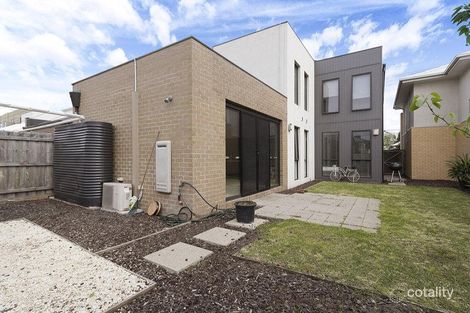 Property photo of 25 Warleigh Road Footscray VIC 3011