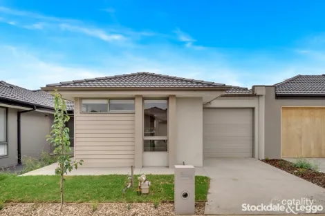 19 Romanesque Dr, Deanside, VIC 3336