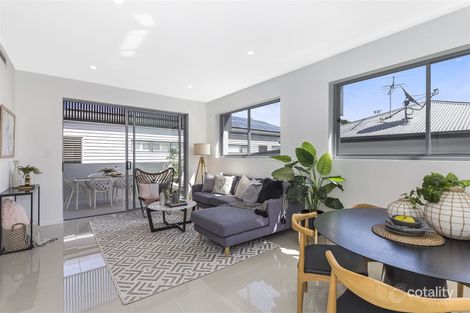 Property photo of 103/8-12 Stuart Street Bulimba QLD 4171