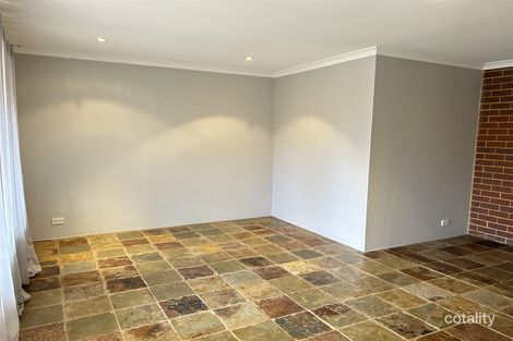 Property photo of 28 Floribunda Avenue Halls Head WA 6210