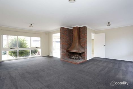 Property photo of 32 Xavier Drive Wheelers Hill VIC 3150